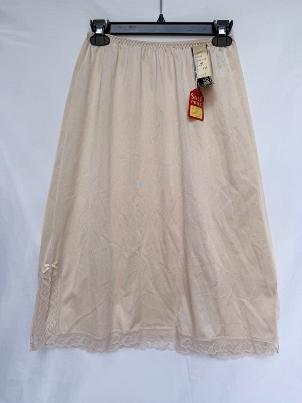 VINTAGE vassarette Cream Lace-Hem Half Slip